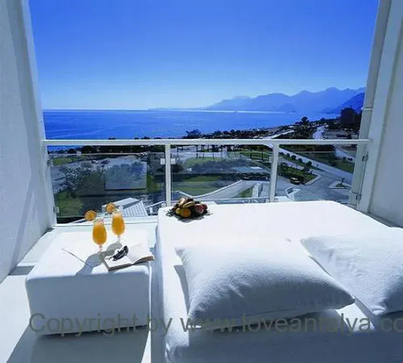 Hillside Su Antalya