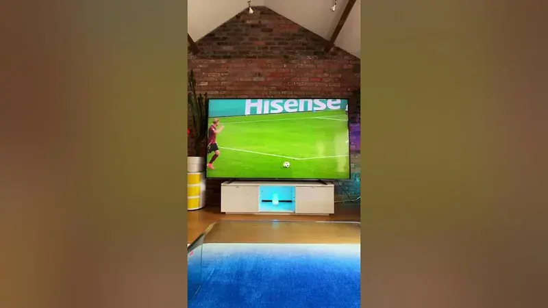 Hisense HOS-J100