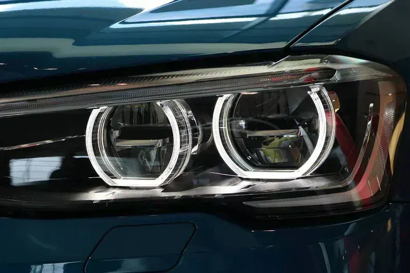 Philips Xenon Far